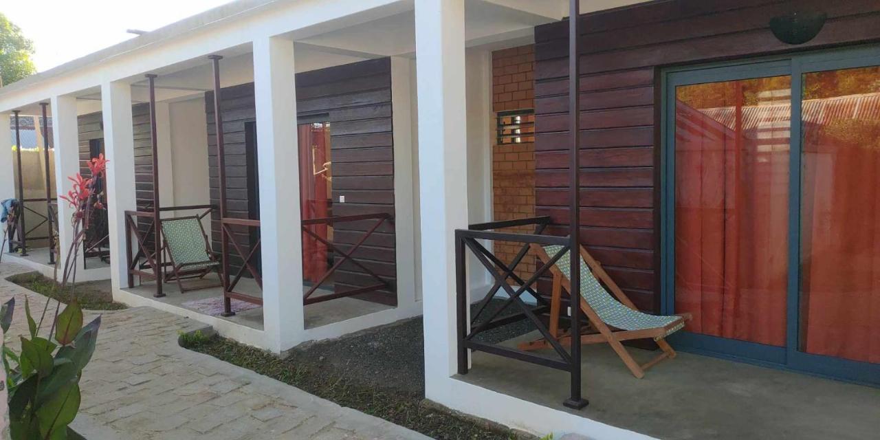 Hotel Benjamin Ambatoloaka  Exterior photo